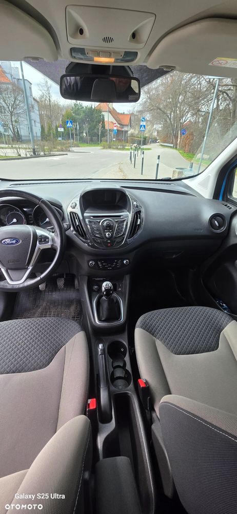 Ford Tourneo Courier 1.0 EcoBoost Ambiente - 16