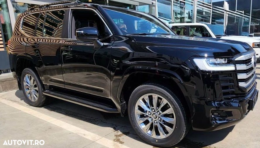 Toyota Land Cruiser 300 - 5