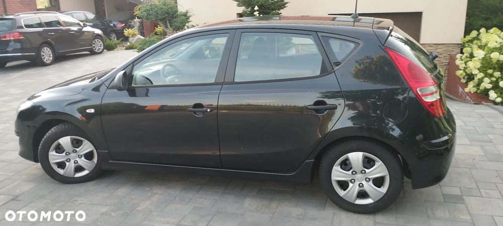 Hyundai i30 1.6 CRDi Base + EU5 - 12