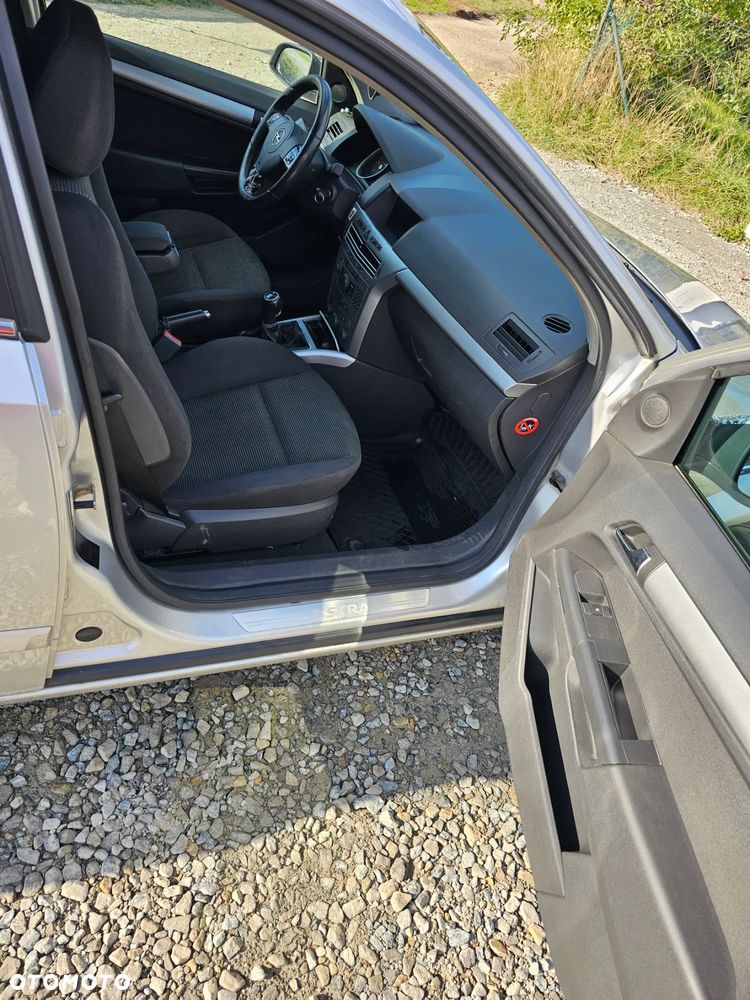 Opel Astra III 1.9 CDTI Sport - 9