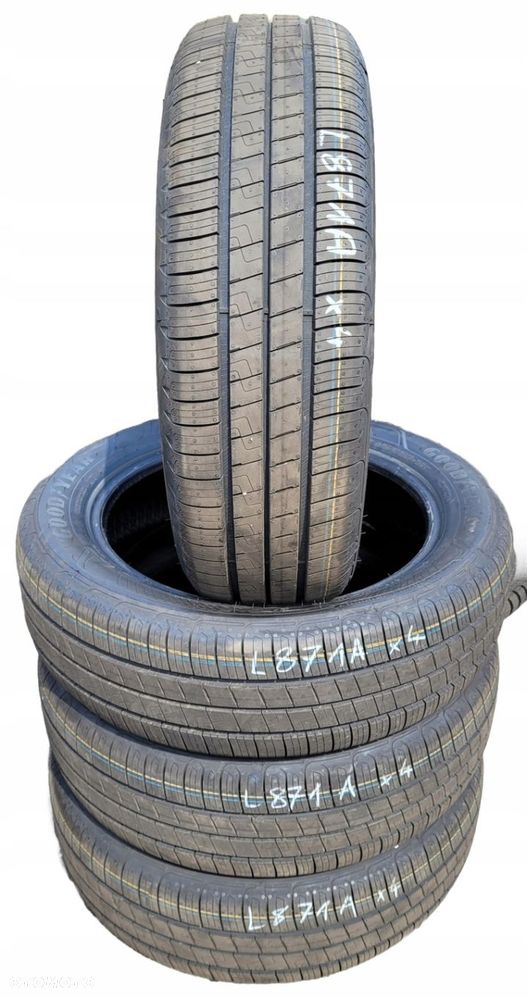 4x Goodyear EfficientGrip Performance 195/60R18 96H L871A - 1