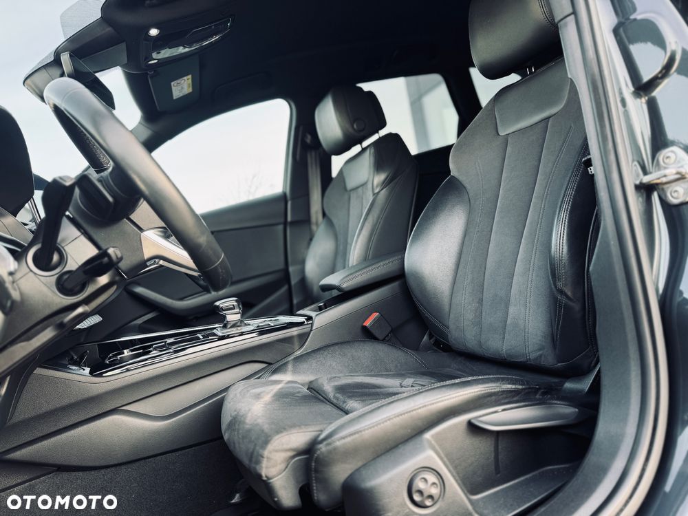 Audi A4 Allroad - 12