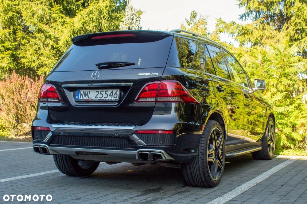 Mercedes-Benz ML 63 AMG 4Matic AMG SPEEDSHIFT 7G-TRONIC - 4