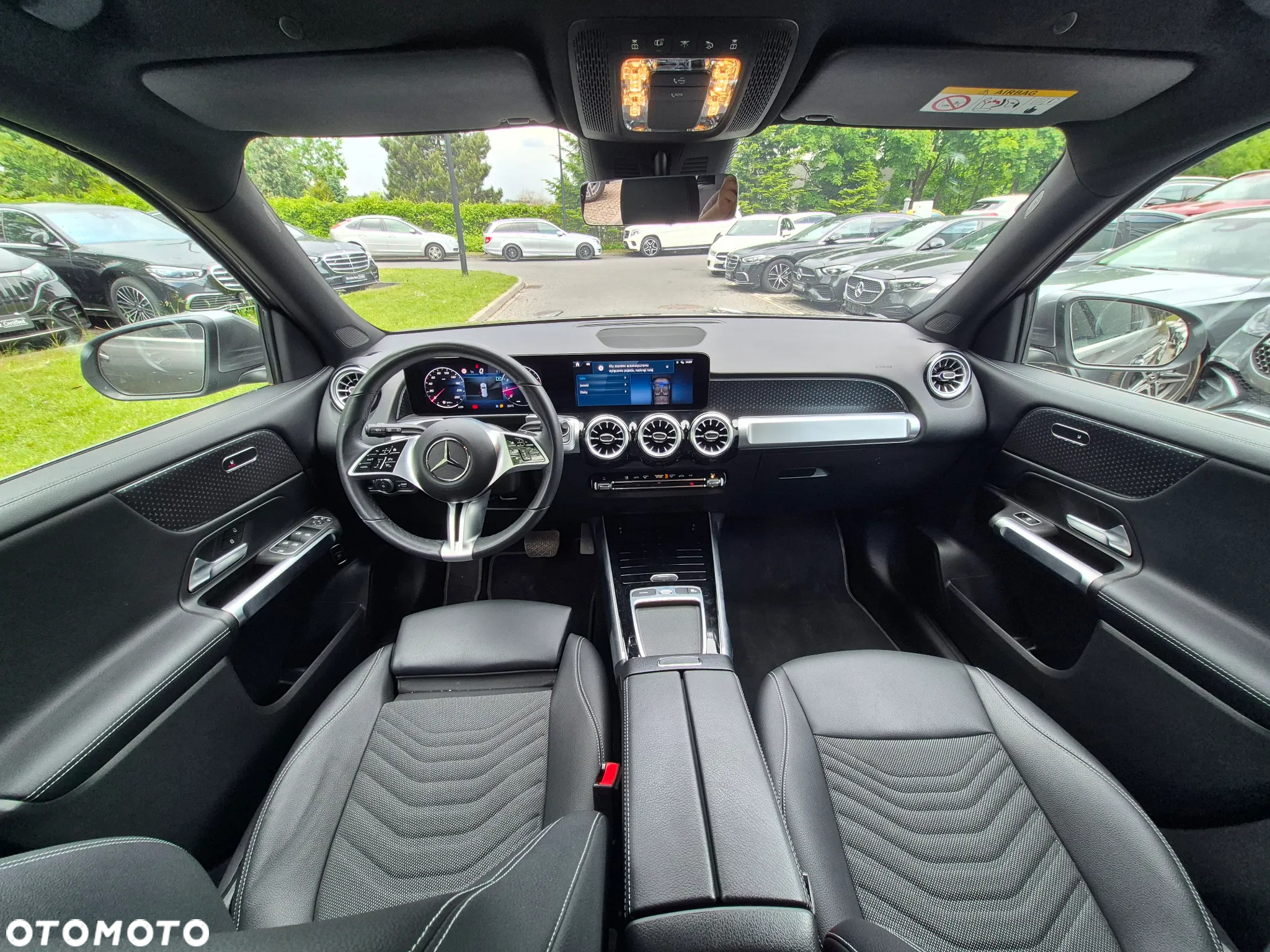 Mercedes-Benz GLB 200 Progressive 7G-DCT - 24