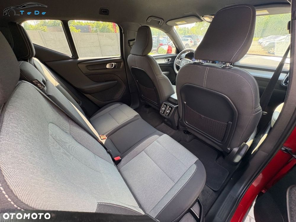 Volvo XC 40 B5 AWD Ultimate Bright - 24