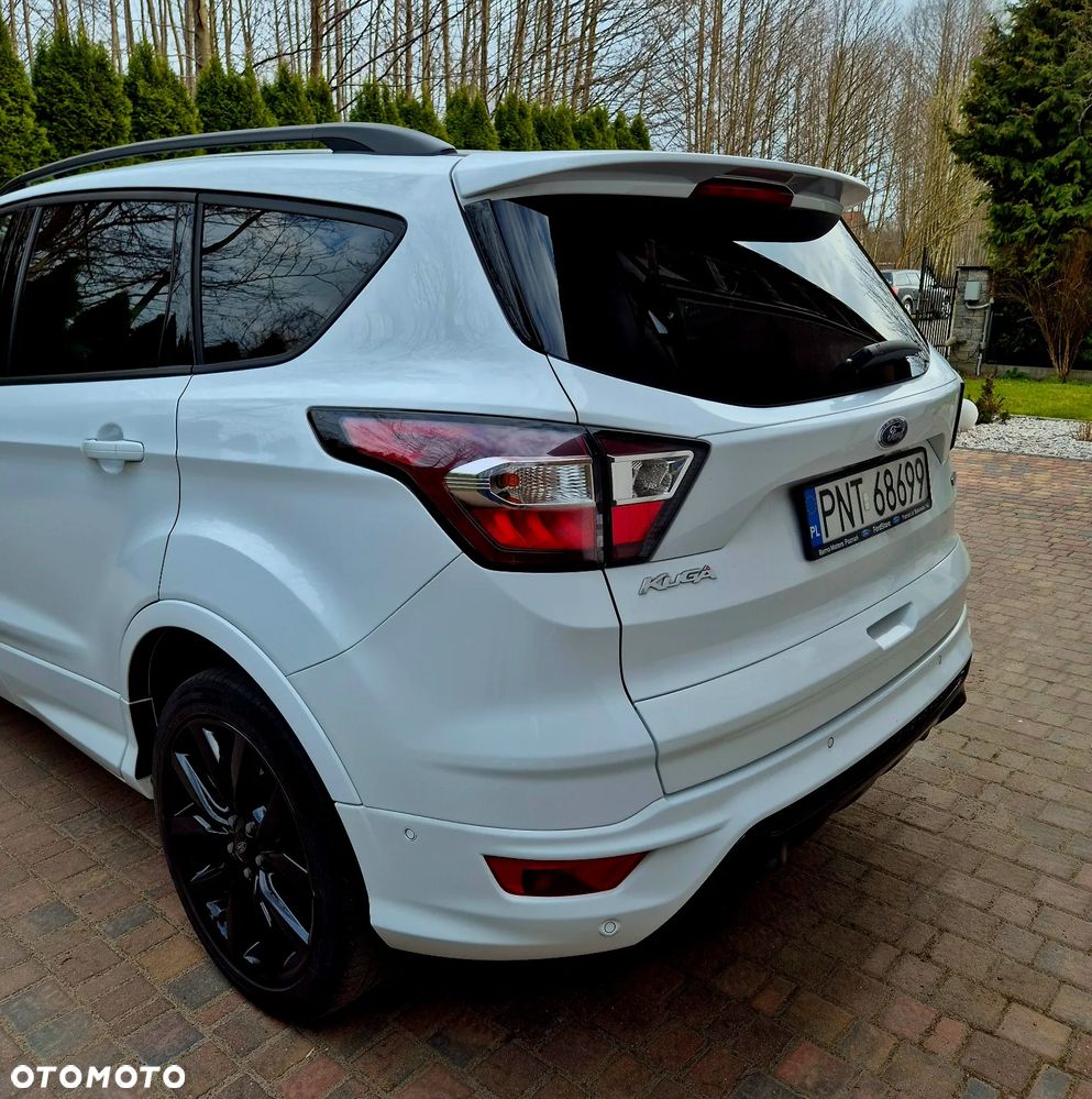 Ford Kuga 1.5 EcoBoost 4x4 ST-Line - 4