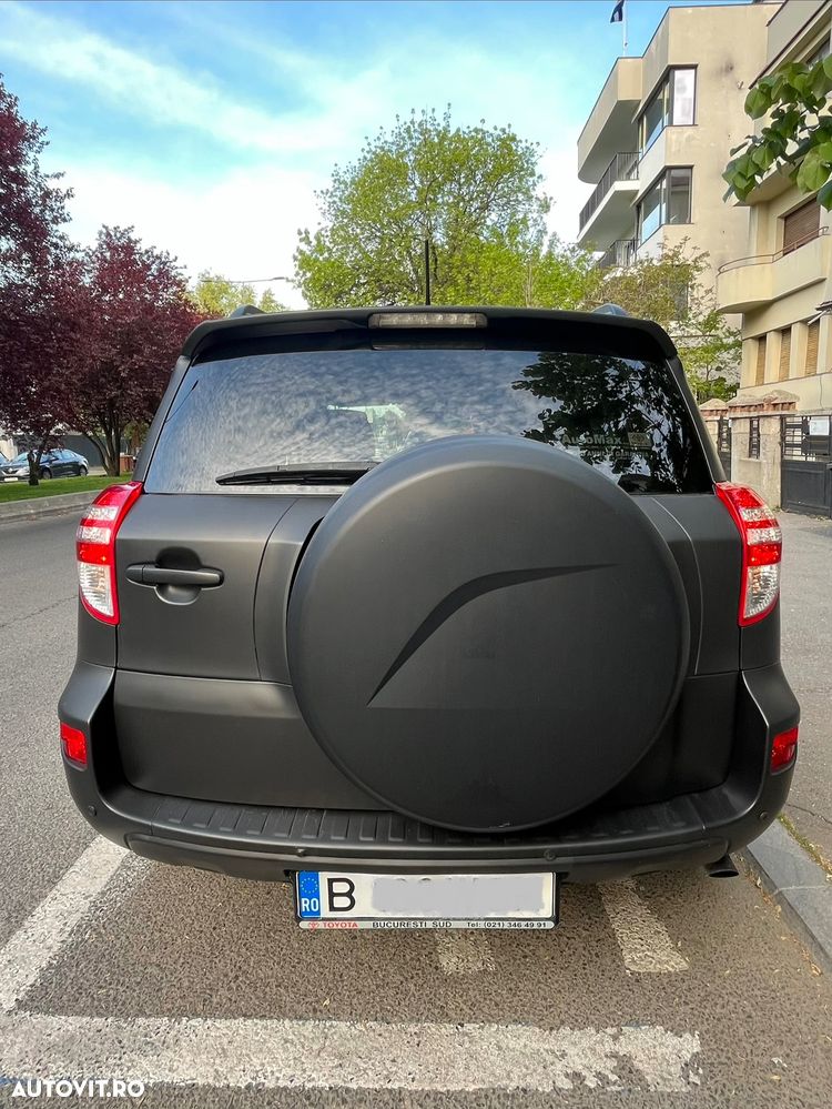 Toyota RAV4 - 5
