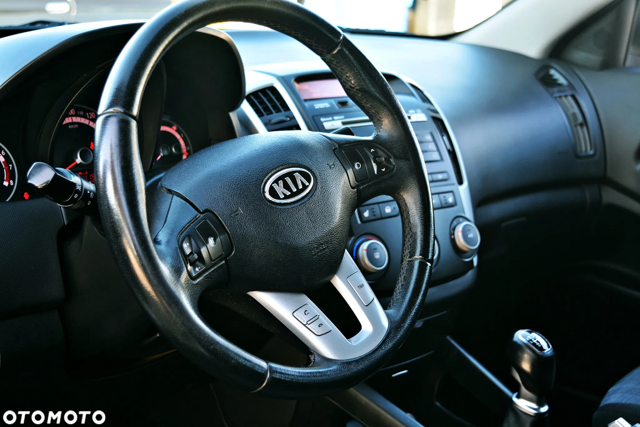 Kia Ceed 1.4 CVVT SW LX - 12