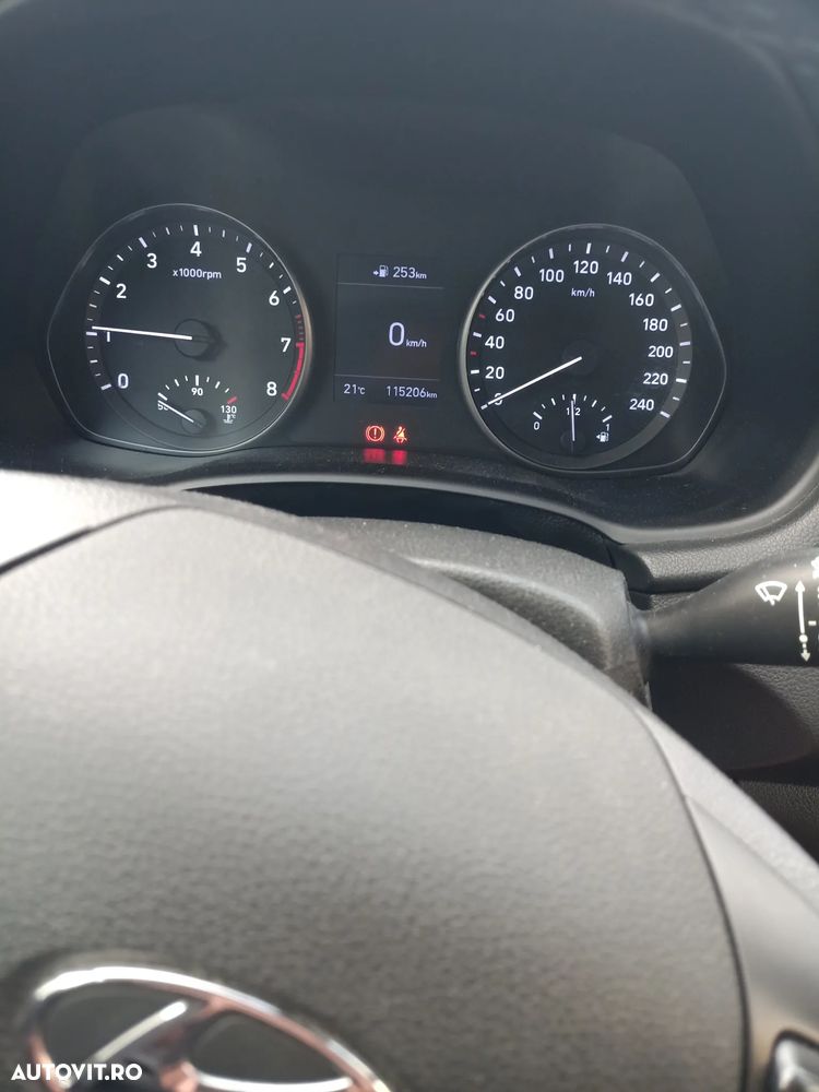 HYUNDAI i30 2019 — imagine 6
