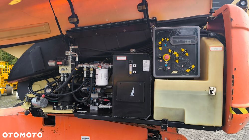 JLG 660 SJ - 15