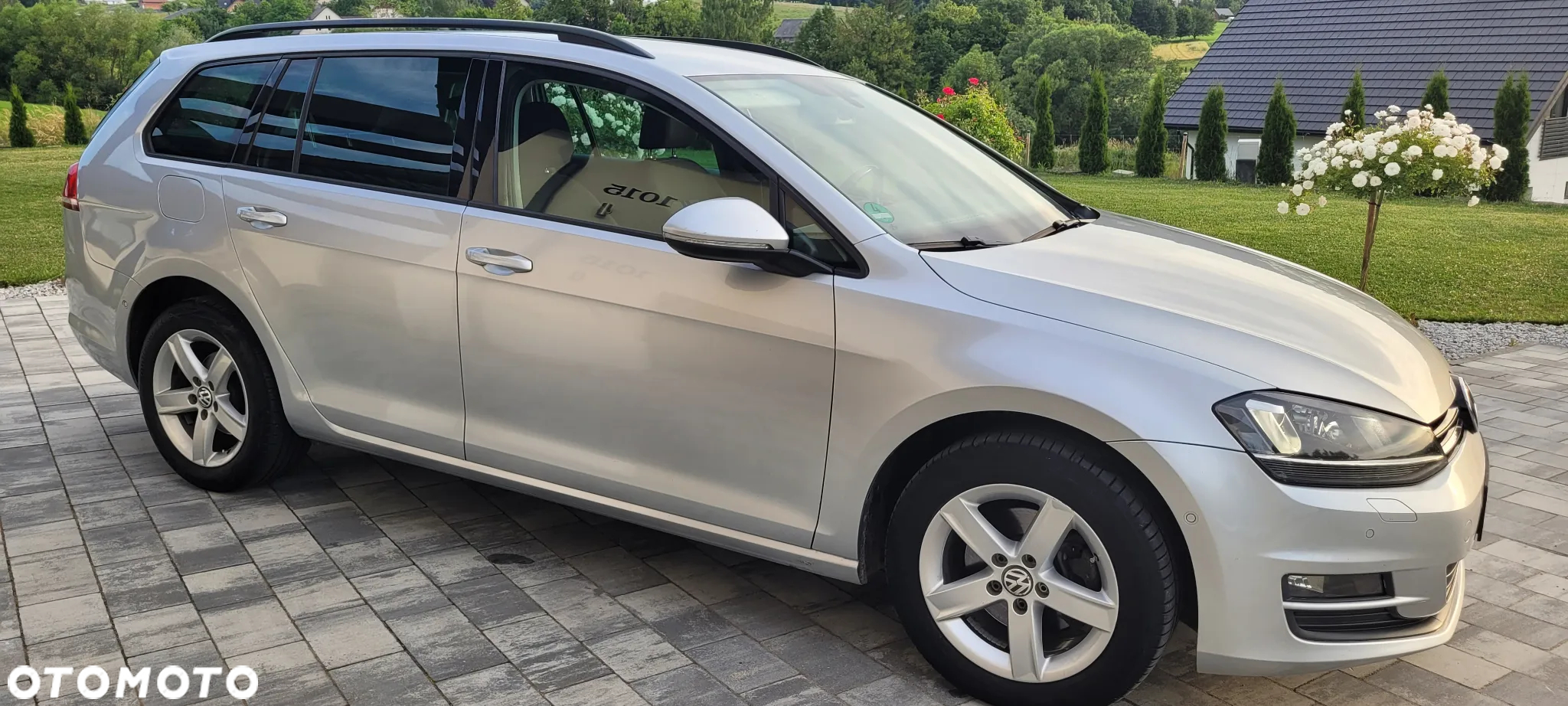 Volkswagen Golf VI 1.6 TDI Comfortline - 3