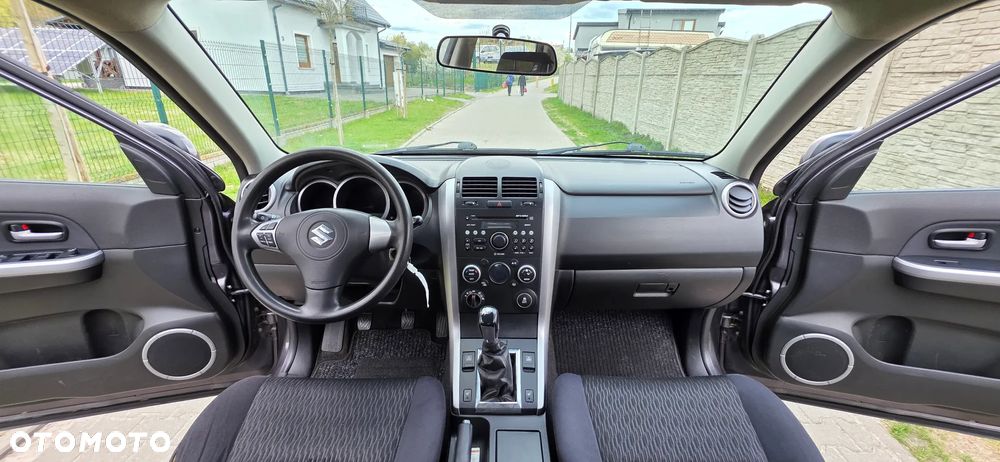 Suzuki Grand Vitara - 22