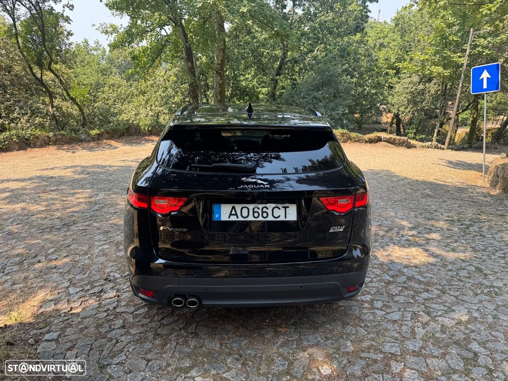 Jaguar F-Pace 2.0 i4D R-Sport Aut. - 8