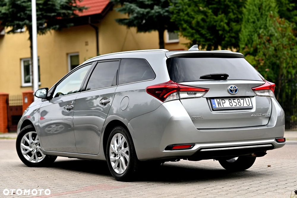 Toyota Auris - 15