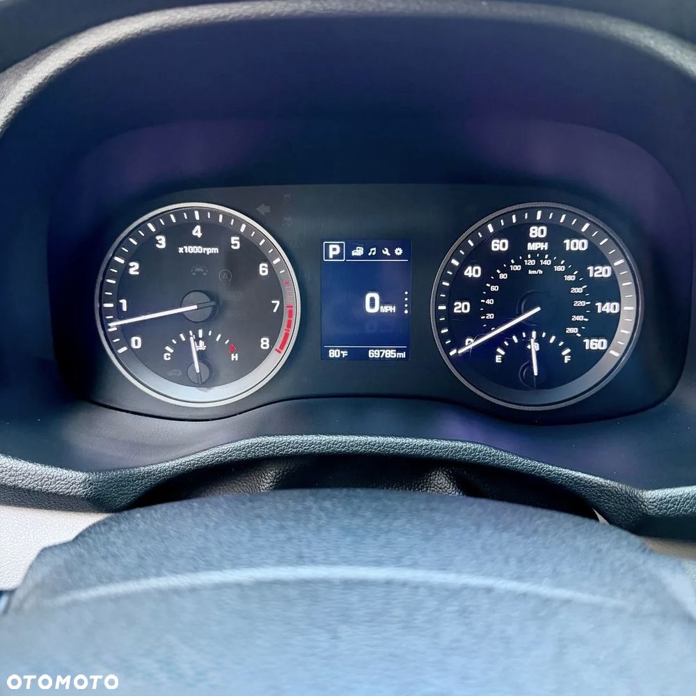 Hyundai Tucson - 11
