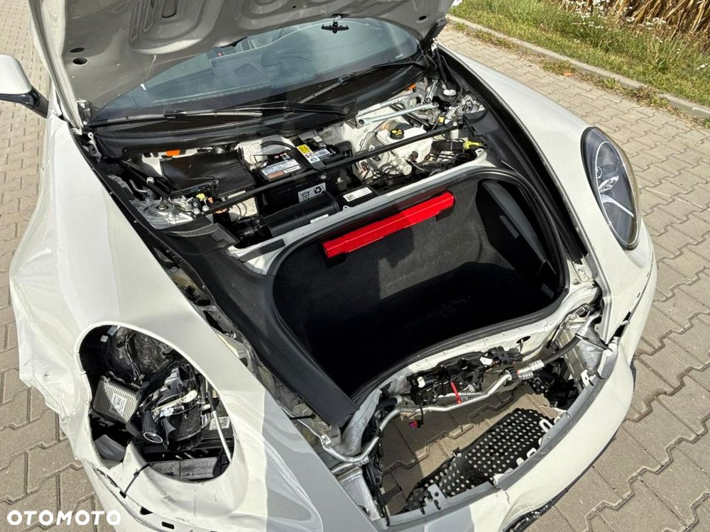Porsche 911 Carrera 4S - 13