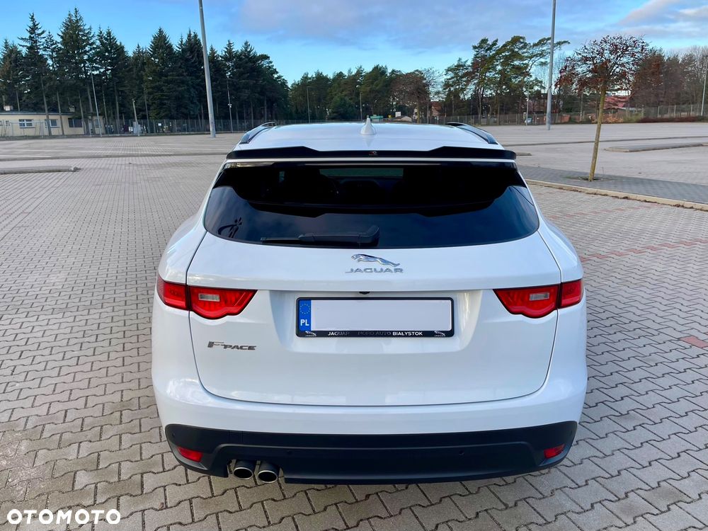 Jaguar F-Pace 2.0 i4D RWD R-Sport - 12