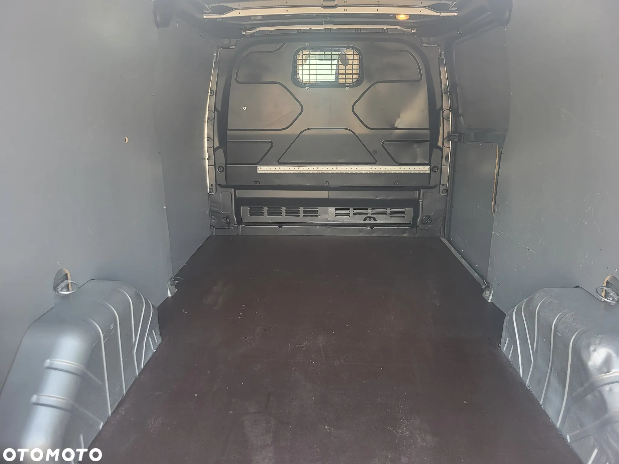 Ford TRANSIT CUSTOM - 35