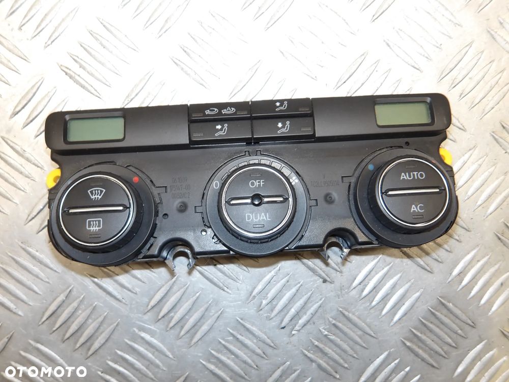 VW PASSAT B6 KOMBI 1.6TDI 2009r. PANEL NAWIEWU KLIMATYZACJI 3C0907044 - 1