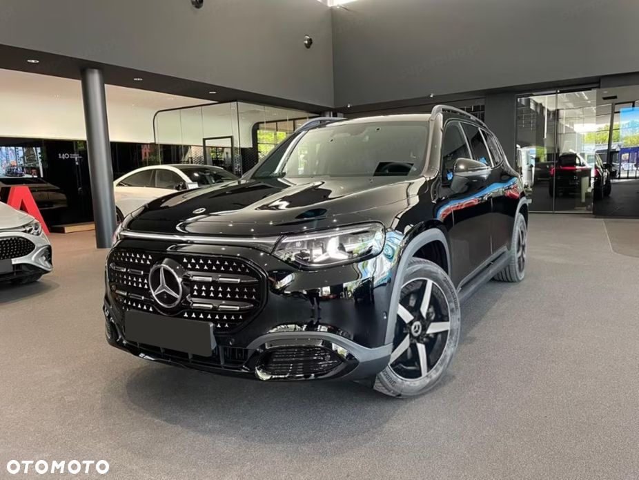 Mercedes-Benz GLB - 3