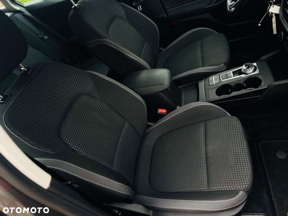 Ford Focus 1.5 EcoBlue Start-Stopp-System TITANIUM DESIGN - 6