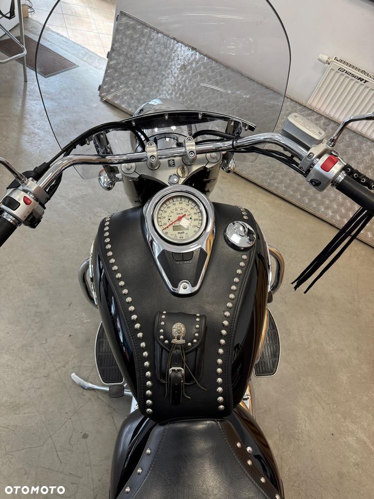 Suzuki VL 800 Volusia - Boulevard C50 - 21