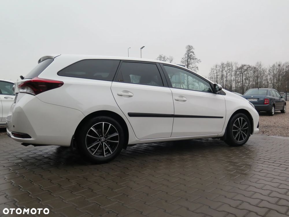 Toyota Auris 1.6 Active - 7