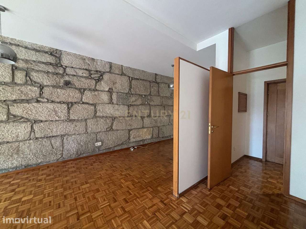 T0 Rua de Álvares Cabral, 371 – Porto | 54,30 m² - Grande imagem: 5/12