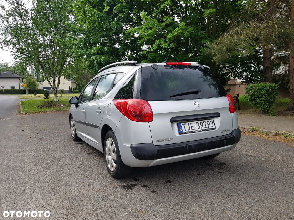 Peugeot 207 - 3