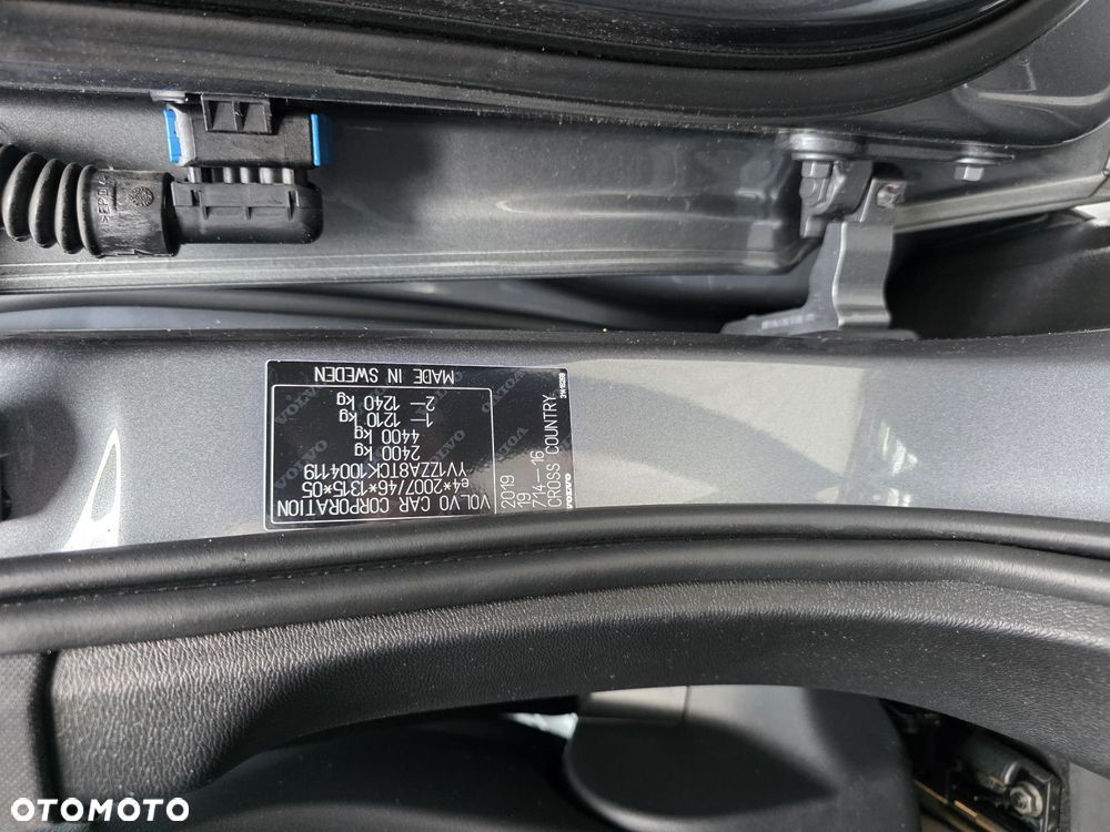 Volvo V60 Cross Country - 22