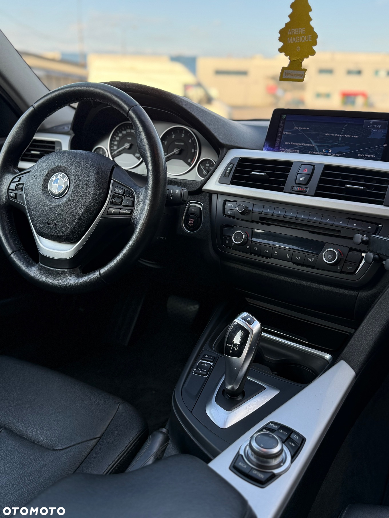 BMW Seria 3 - 10