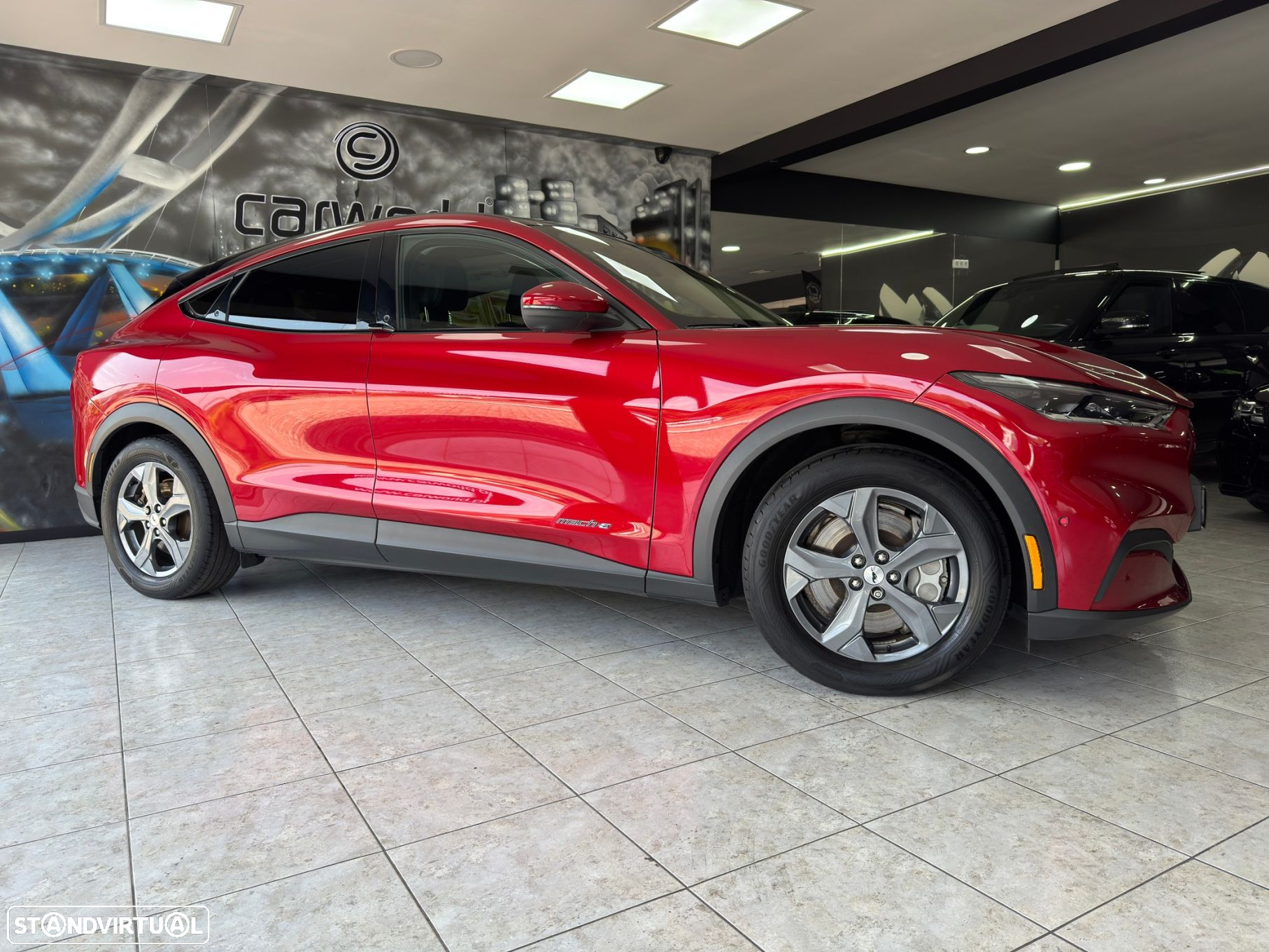 Ford Mustang - 7