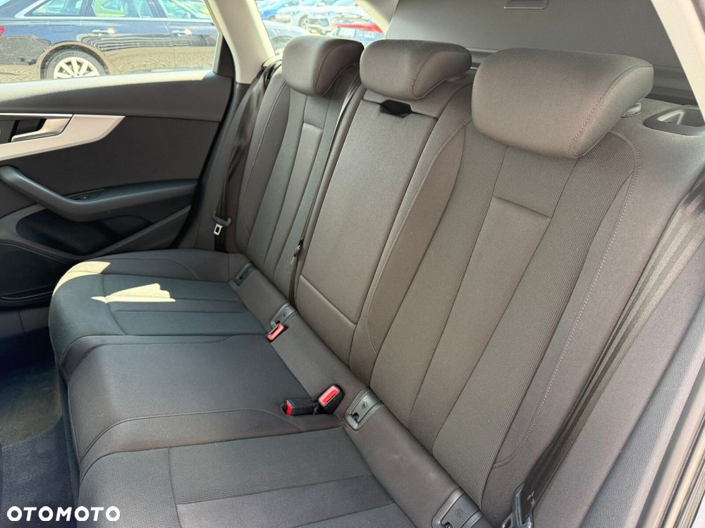 Audi A4 Avant - 12