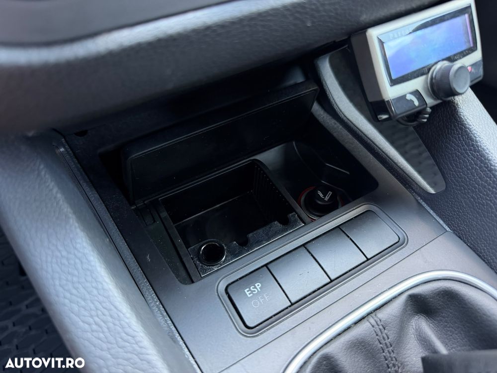 Volkswagen Golf 2.0 FSI 4Motion Sportline - 17