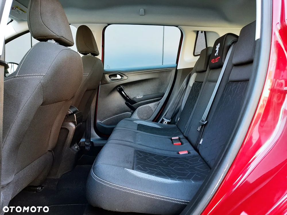 Peugeot 2008 1.2 Pure Tech Active S&S - 17