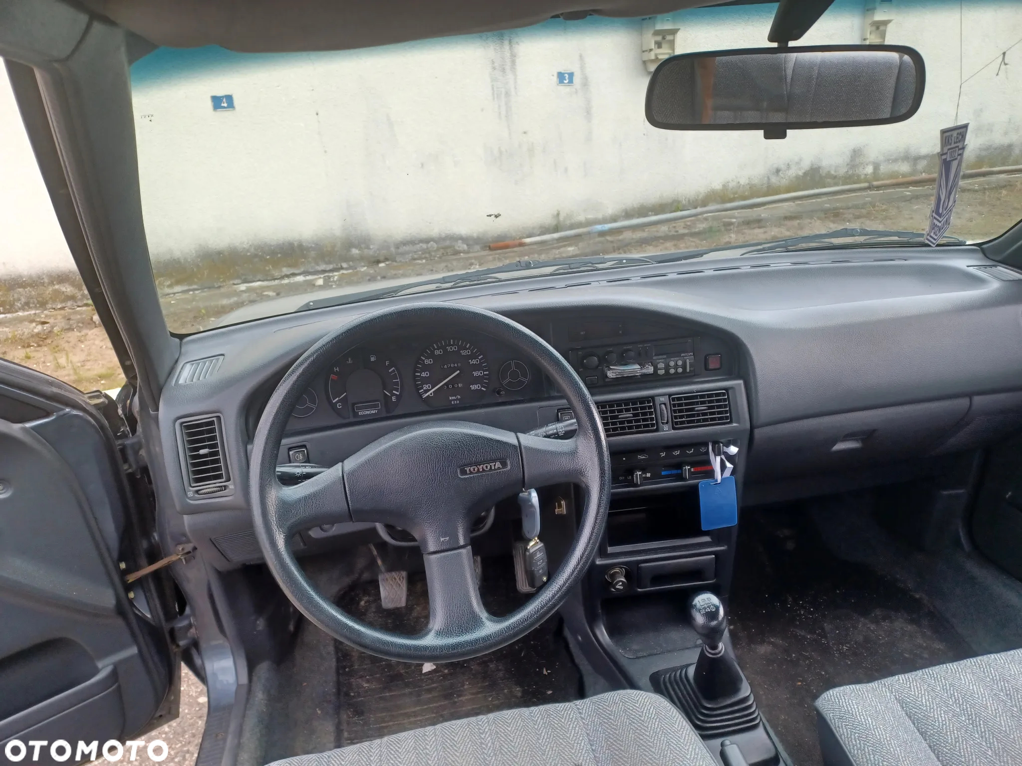 Toyota Corolla 1.3 XL - 6