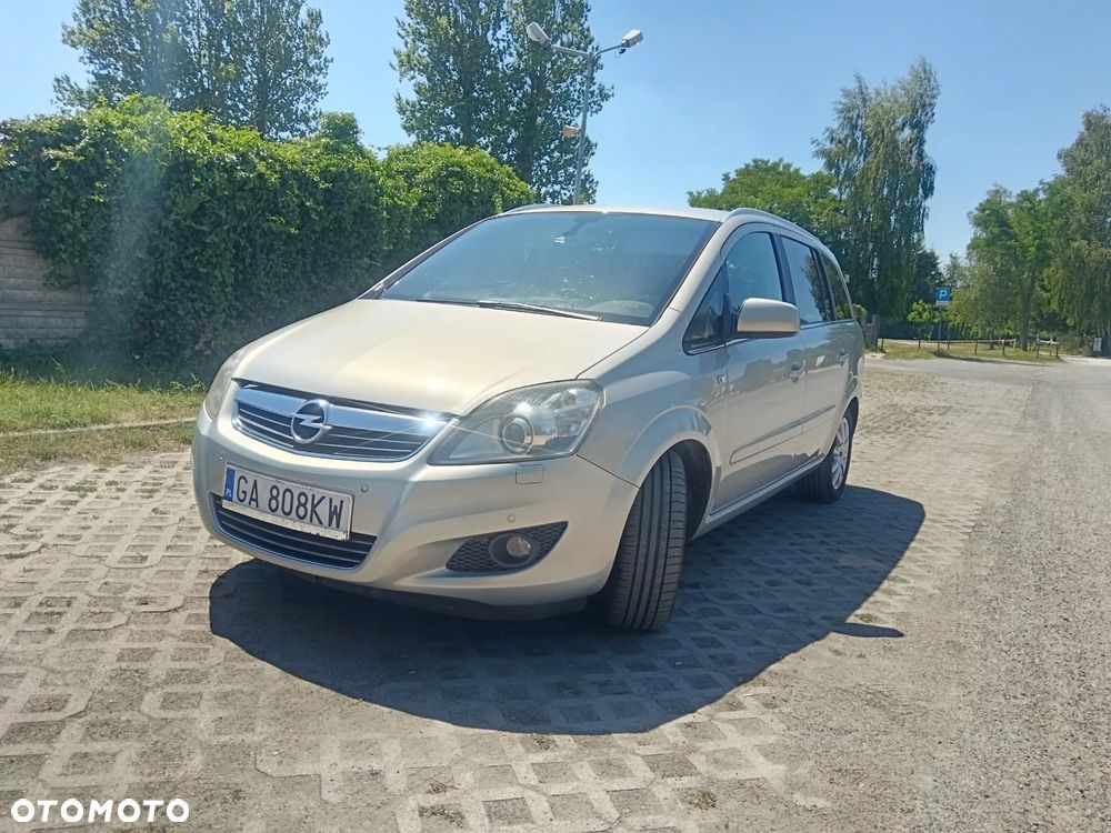 Opel Zafira 1.8 Innovation 110 Jahre - 1