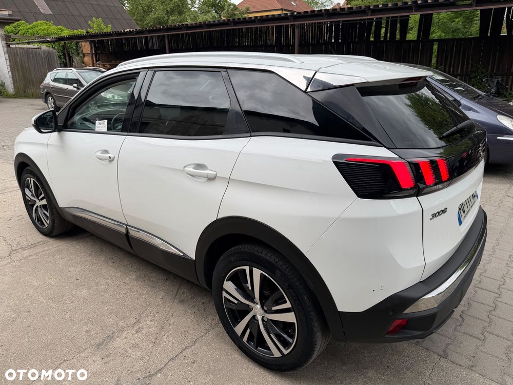 Peugeot 3008 PureTech 130 Stop & Start GPF EAT8 Allure - 32