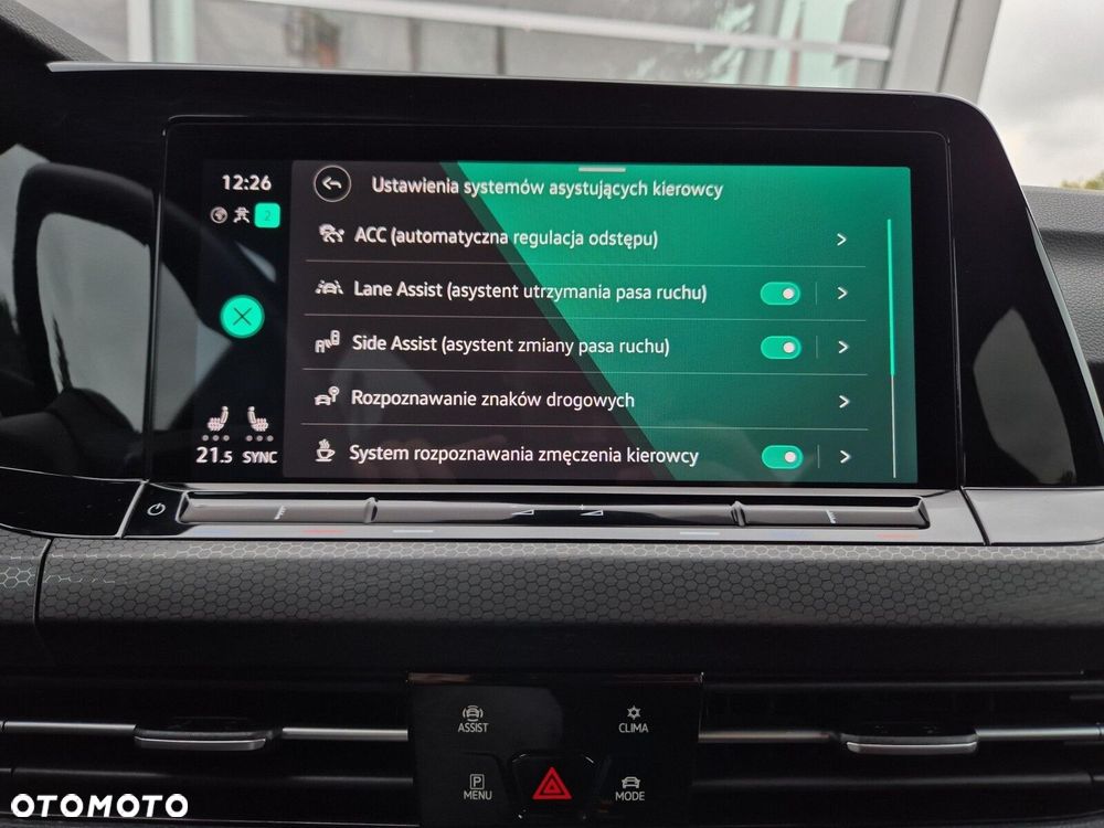 Volkswagen Golf - 28