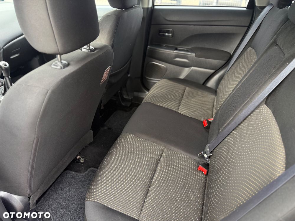 Mitsubishi ASX - 20