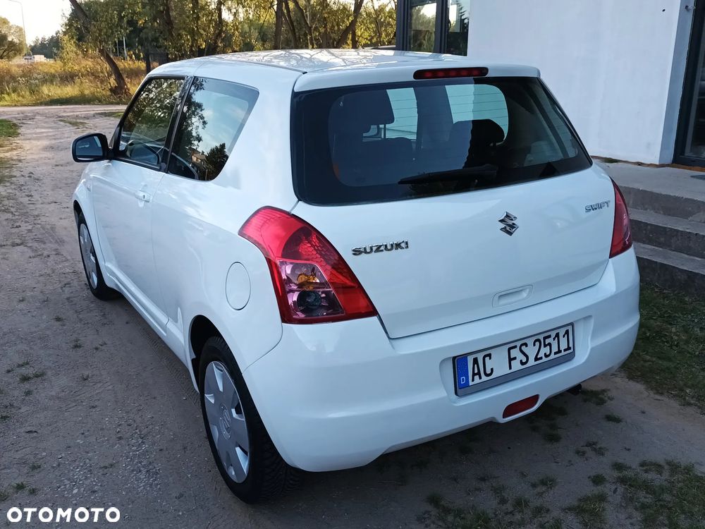 Suzuki Swift 1.3 Comfort+ - 4