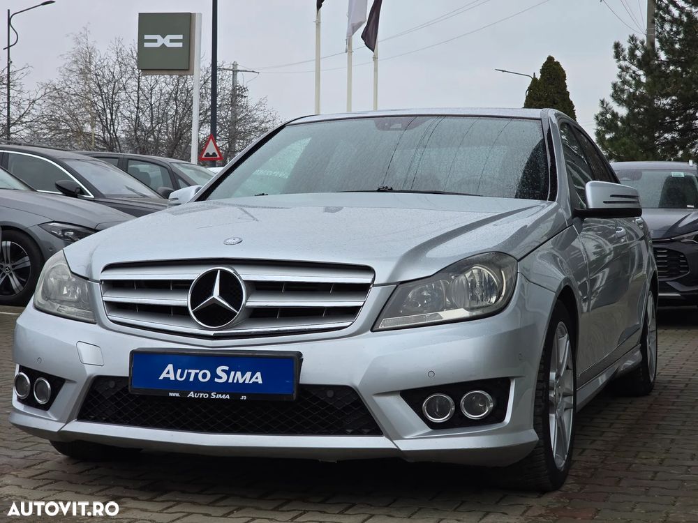 Mercedes-Benz C - 4