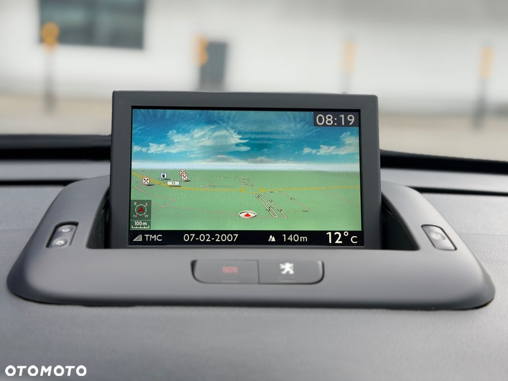Peugeot 3008 2.0 HDi HYbrid4 - 22