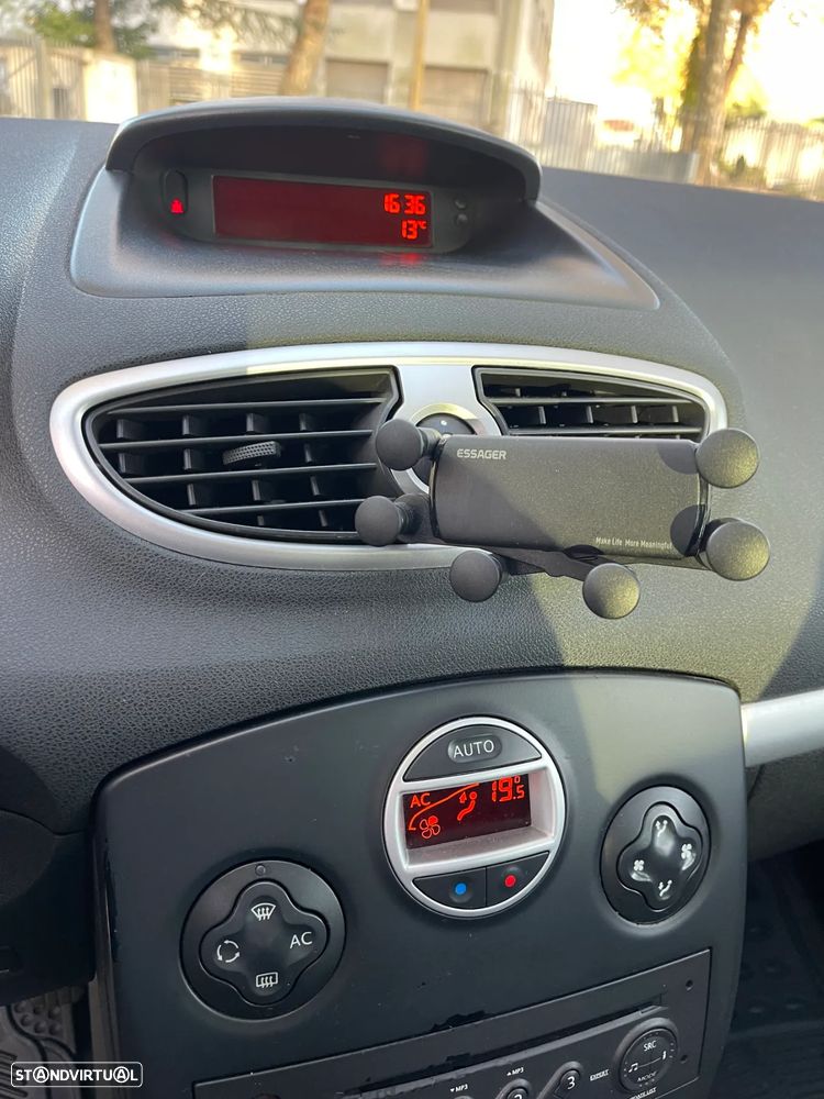 Renault Clio Break 1.5 dCi Dynamique S - 9