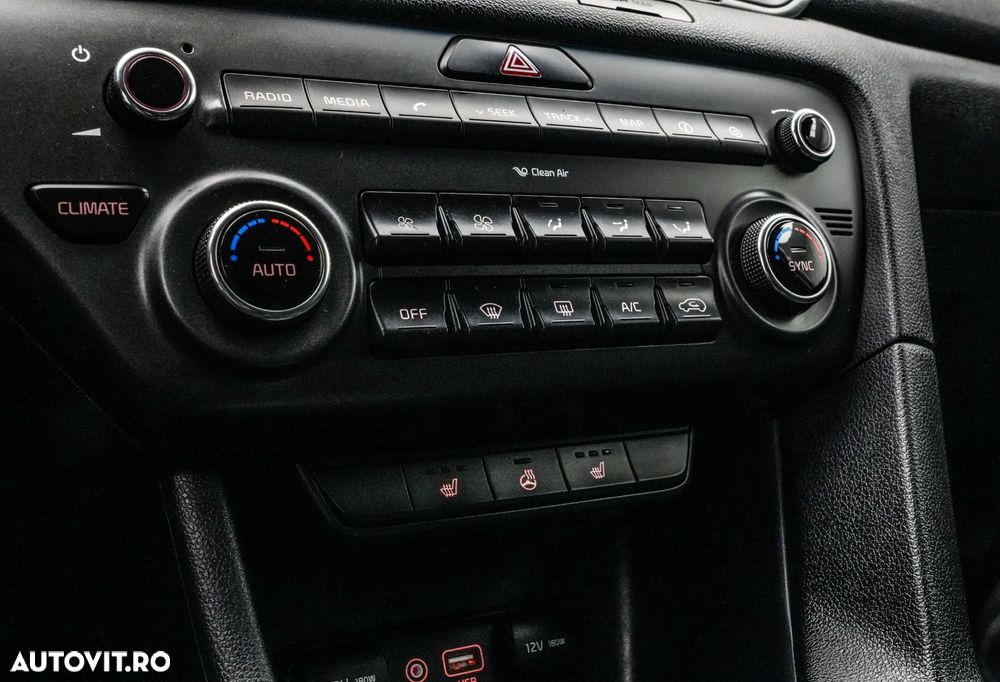 Kia Sportage 1.7 DSL 7DCT 4x2 Style - 22