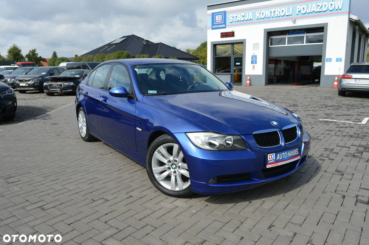 BMW Seria 3 318i - 7