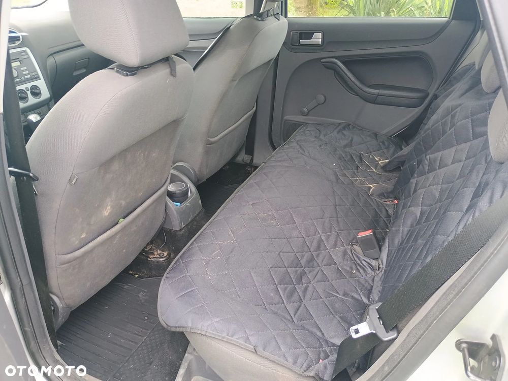 Ford Focus - 15