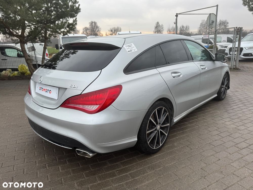 Mercedes-Benz CLA 200 d 7G-DCT UrbanStyle Edition - 3
