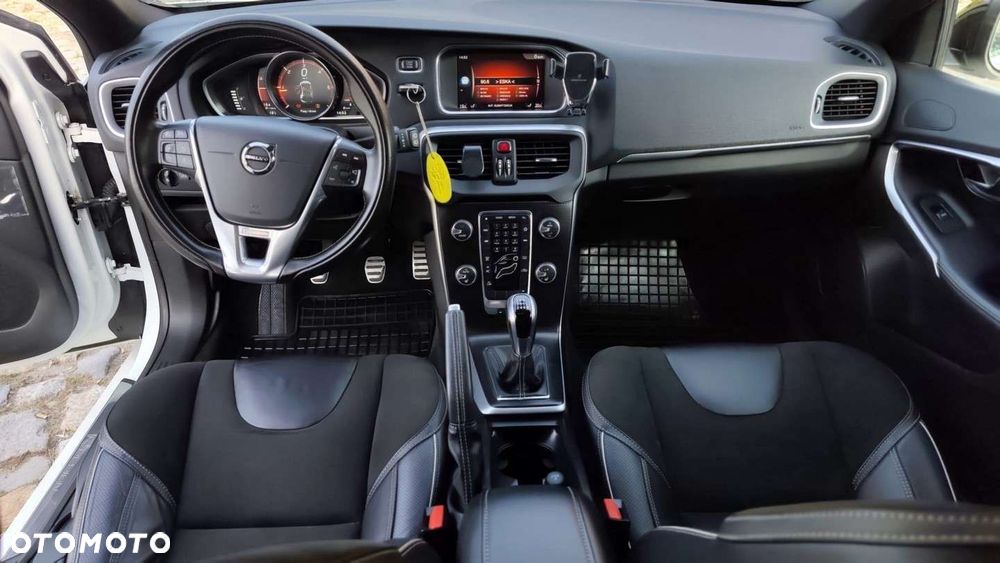 Volvo V40 - 21