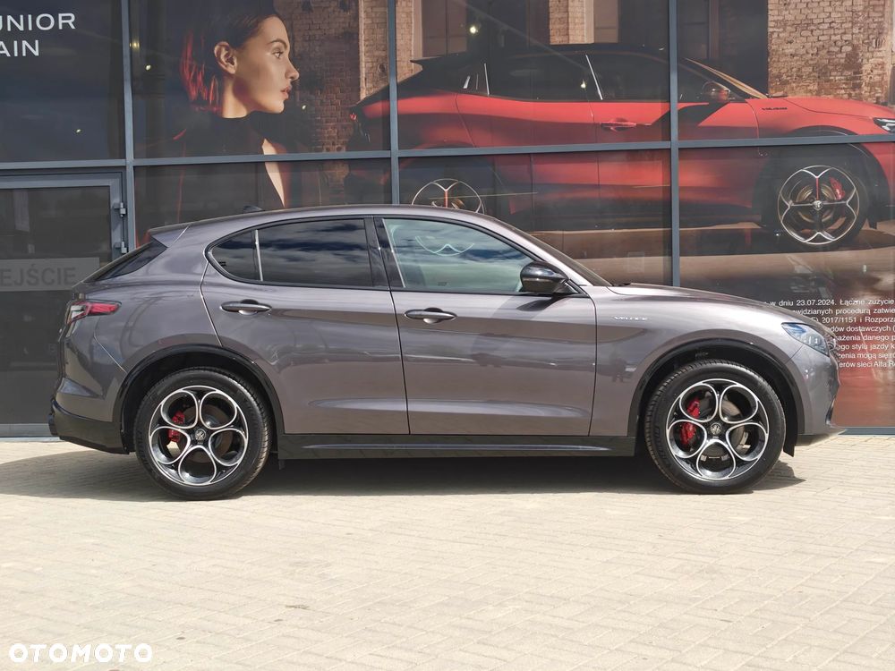 Alfa Romeo Stelvio - 7